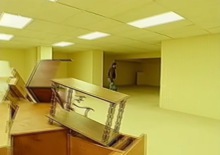 La película tomará el concepto del creepypasta original. La película tomará el concepto del creepypasta original.