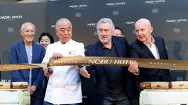 Robert De Niro durante la apertura de la sede en Marbella