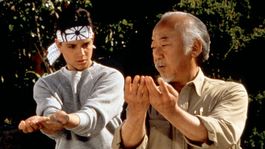 Pat Morita se ha vuelto un icono entre los fanáticos de Karate Kid y Cobra Kai.