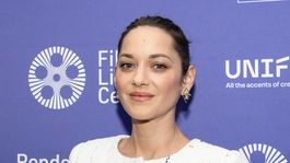 Marion Cotillar se une al éxito producido por Reese Witherspoon Marion Cotillar se une al éxito producido por Reese Witherspoon