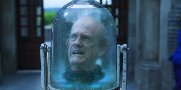 Christopher Lloyd vuelve al mundo de la Familia Addams. 