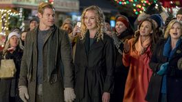 Tres historias de amor, enmarcadas en la Navidad, con el sello Hallmark. Tres historias de amor, enmarcadas en la Navidad, con el sello Hallmark.