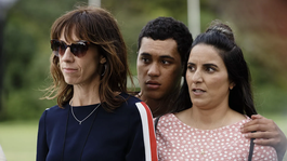 Esta comedia se lanzó en 2018. Esta comedia se lanzó en 2018.