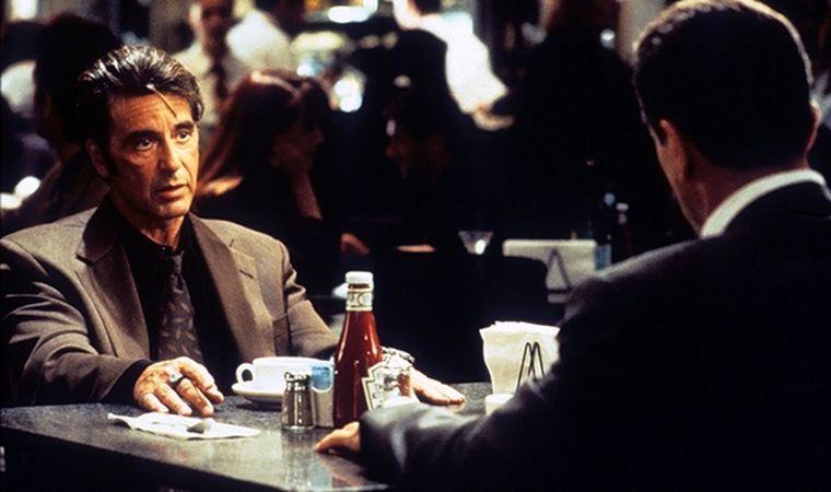 Al Pacino y Robert De Niro en uno de los momentos más emblemáticos de Heat (1995) Al Pacino y Robert De Niro en uno de los momentos más emblemáticos de Heat (1995)