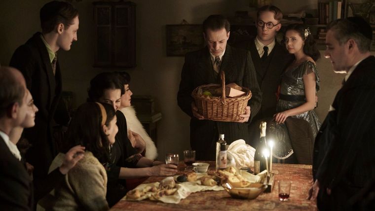 A Small Light, la miniserie histórica de National Geographic y Disney Plus que no querrás perderte