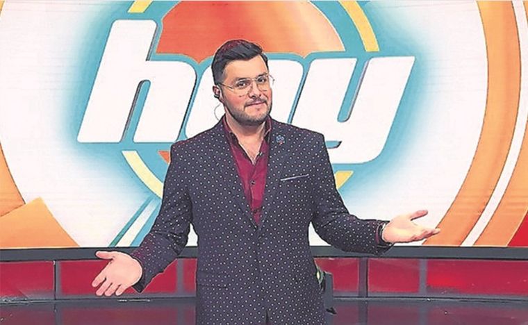 Paul Stanley aseguró que quiere hacerse un tatuaje de Belinda.