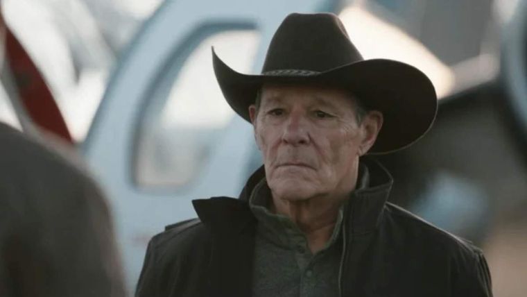 En los últimos minutos del capítulo final, se reveló que Tom Weaver es el verdadero antagonista de la serie En los últimos minutos del capítulo final, se reveló que Tom Weaver es el verdadero antagonista de la serie