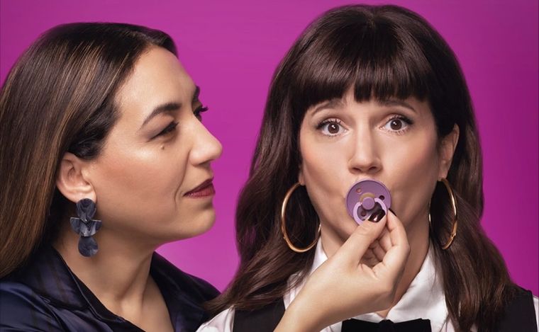 Lorena Vega interpreta a Fernanda, la afilada psicóloga de Vicky. Lorena Vega interpreta a Fernanda, la afilada psicóloga de Vicky.