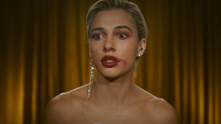 Naomi Scott se enfrenta a una terrorífica maldición en Smile 2