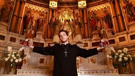 Primer imagen oficial de Wos en Magnetizado de Luis Ortega.