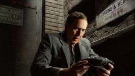 Nicolas Cage vuelve a convertirse en Spider-Man para Spider-Noir. Nicolas Cage vuelve a convertirse en Spider-Man para Spider-Noir.