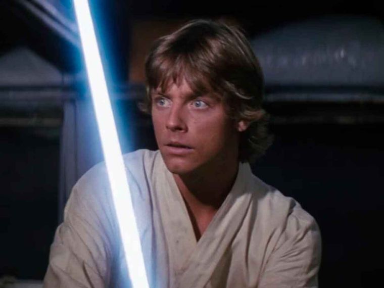 Mark Hamill es conocido por interpretar a Luke Skywalker en la saga de ciencia ficción Mark Hamill es conocido por interpretar a Luke Skywalker en la saga de ciencia ficción