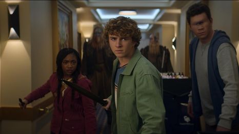 Annabeth, Percy y Tyson en la S2 de Percy Jackson y los Dioses del Olimpo Annabeth, Percy y Tyson en la S2 de Percy Jackson y los Dioses del Olimpo