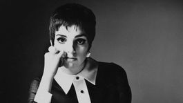 La oscarizada actriz, hija de Judy Garland y el director Vincente Minnelli, comenzó su prolífica carrera actoral a la edad de tres años