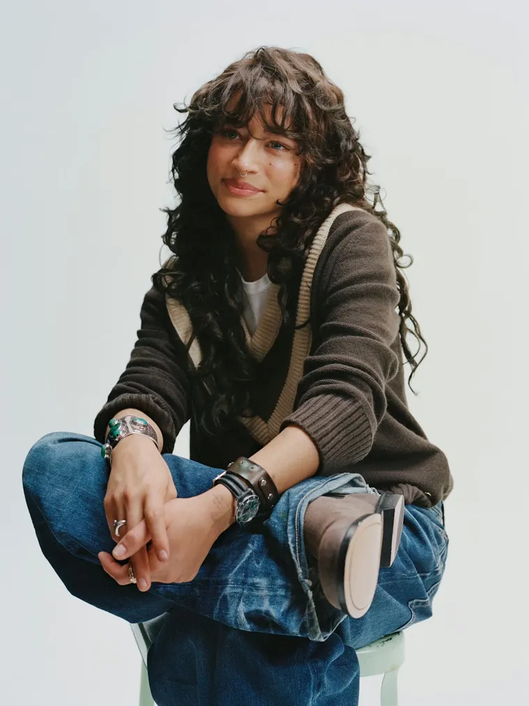 La actriz nació en Estados Unidos y tiene ascendencia alemana y judía. La actriz nació en Estados Unidos y tiene ascendencia alemana y judía.