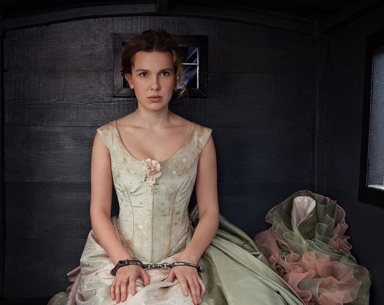 Millie Bobby Brown como Enola Holmes