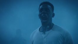 la peor pesadilla del pueblo se deja ver en el nuevo trailer de it: bienvenidos a derry