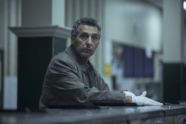 John Turturro protagoniza esta miniserie original de HBO Max.&nbsp;
