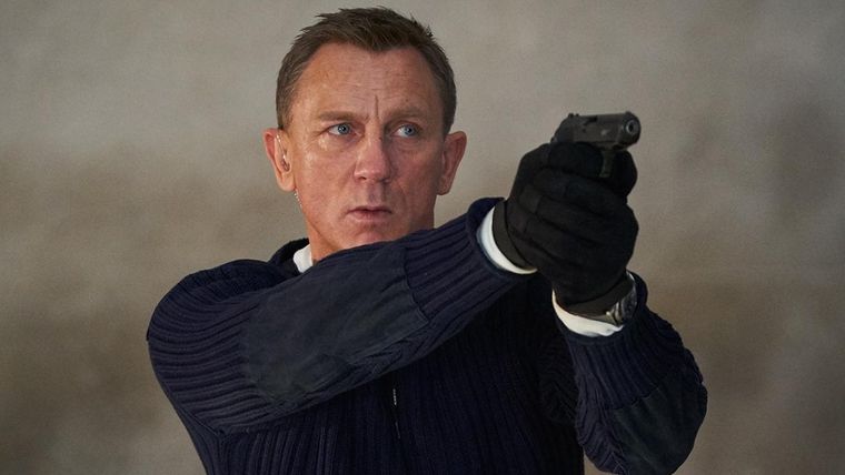 Daniel Craig como James Bond