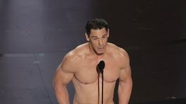 John Cena dio que hablar con su intervención
