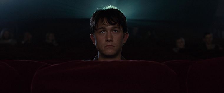 Un romance protagonizado por Joseph Gordon-Levitt y Zooey Deschanel.
