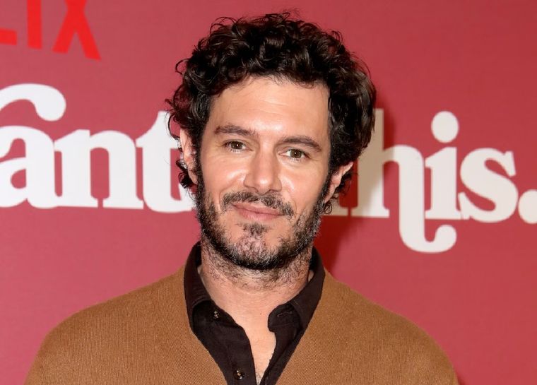 Adam Brody ha protagonizado varias producciones muy queridas por el público