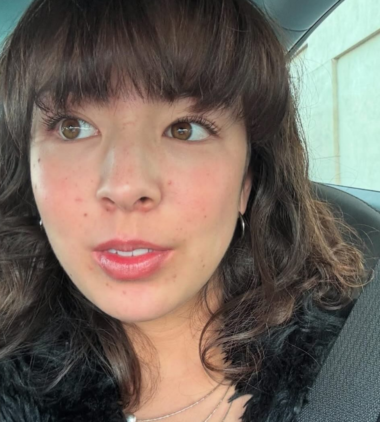 Aubrey Anderson Emmons es recordada por su papel de Lily en Modern Family Aubrey Anderson Emmons es recordada por su papel de Lily en Modern Family