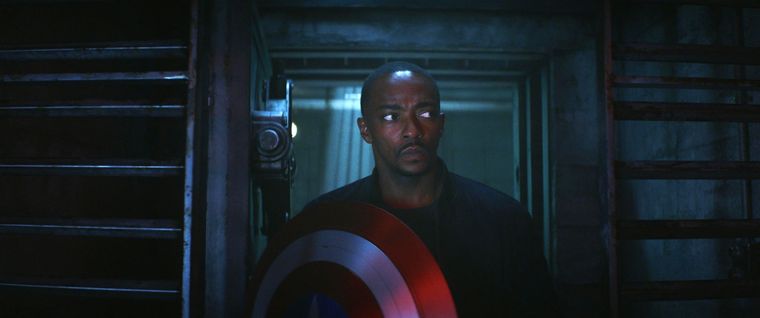 Sam Wilson tiene nuevo outfit para ser el Capitán América