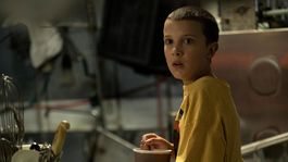 Eleven (Millie Bobby Brown) en la primera temporada de Stranger Things.
