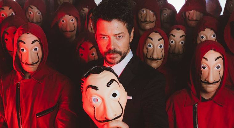 Álvaro Morte sorprende con su regreso al mundo de La casa de papel.&nbsp;
