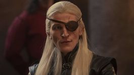 Ewan Mitchell captó la atención de todos en el último episodio de House of the Dragon