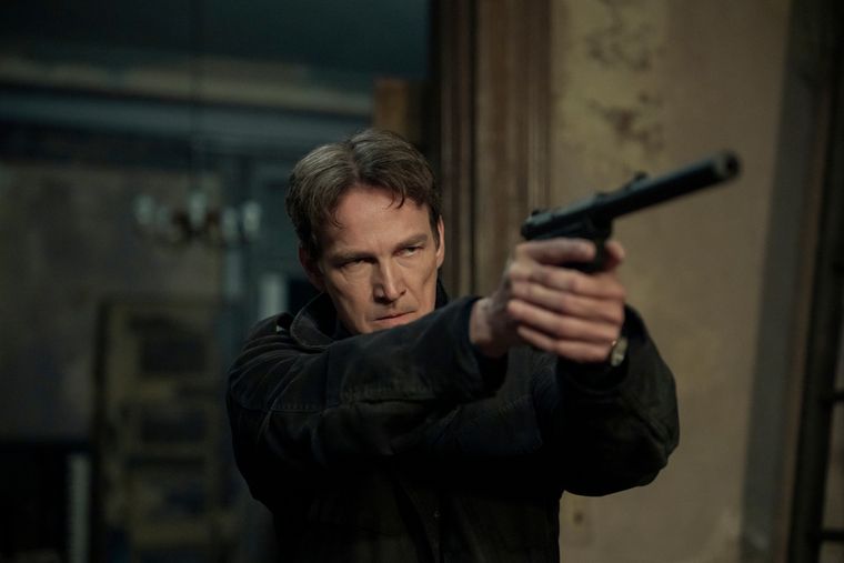 Stephen Moyer como The Father, uno de los problemas para el agente Sutherland en esta temporada. Stephen Moyer como The Father, uno de los problemas para el agente Sutherland en esta temporada.