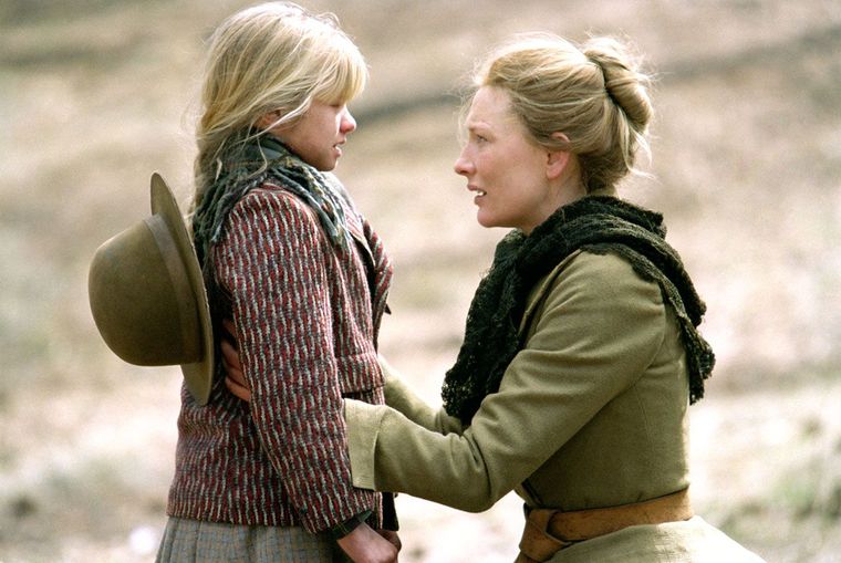 El western fue muy elogiado por su precisión y uso del lenguaje Apache El western fue muy elogiado por su precisión y uso del lenguaje Apache