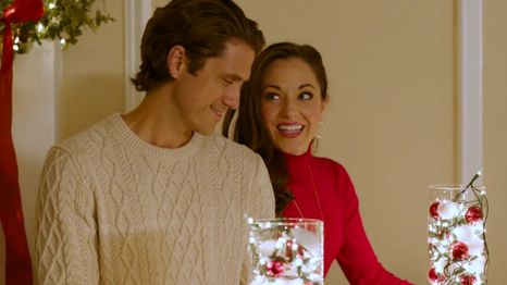 Con un score de 7 sobre 10 en IMDb, Una Navidad Real es considerada la mejor comedia romántica de realeza de la señal