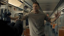 reacher se convierte en el hombre mas buscado con el primer trailer de la cuarta temporada