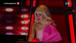 Ni Lali pudo evitar la locura por el talento de Luz y Esperanza.