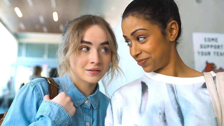 No muchos recuerdan esta película con Sabrina Carpenter de 2020.&nbsp;