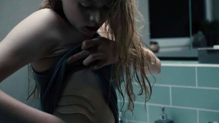 Blue My Mind, dirigida por Lisa Brühlmann. Blue My Mind, dirigida por Lisa Brühlmann.