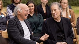 Que Ver | Richard Lewis era una de las caras más emblemáticas de Curb Your Enthusiasm