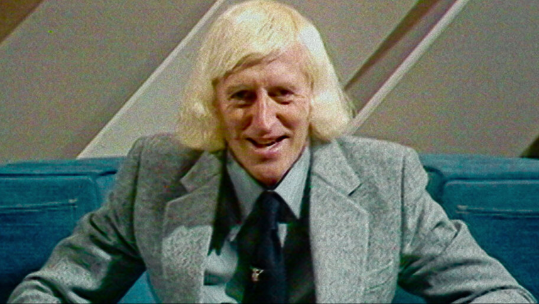 Jimmy Savile es objeto de un documental llamado Jimmy Savile: una historia de terror británica. Jimmy Savile es objeto de un documental llamado Jimmy Savile: una historia de terror británica.