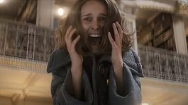 Natalie Portman protagoniza la nueva serie de misterio y asesinatos, Lady in the Lake.