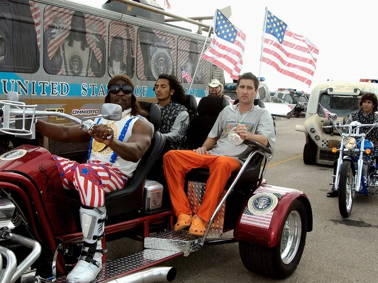 La película resurgió tanto en 2016 como en 2025. La película resurgió tanto en 2016 como en 2025.