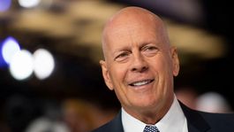 Bruce Willis vive con demencia frontotemporal. Bruce Willis vive con demencia frontotemporal.